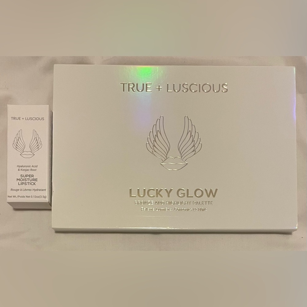 True + Luscious Lucky Glow Palette and Lipstick Set